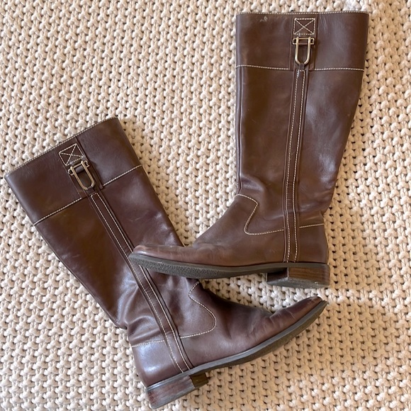 Tall boots - Picture 1 of 1
